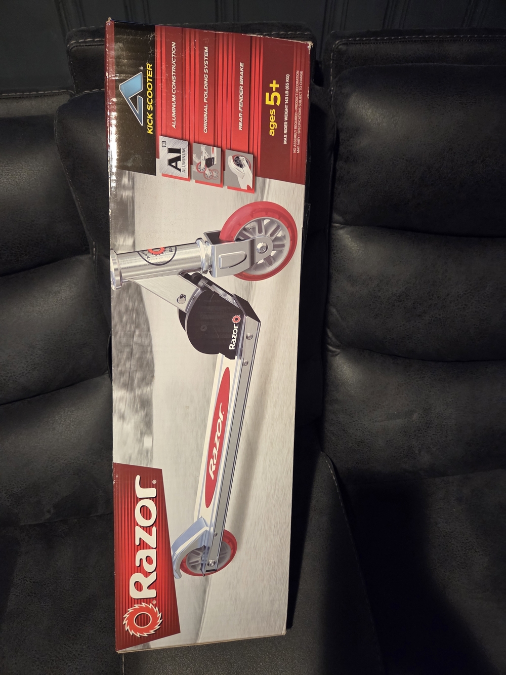 Razor Red and Silver Kick Scooter - Razor - Picture 3 of 8